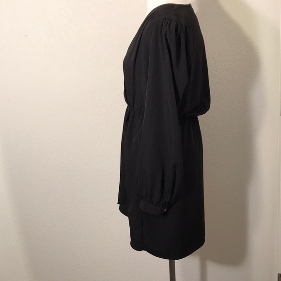 SOLD- Honey punch Long sleeve black dress - Picture 5 of 8